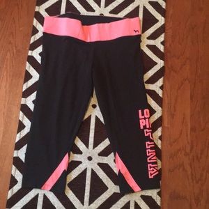 Victoria Secret Pink crop yoga leggings